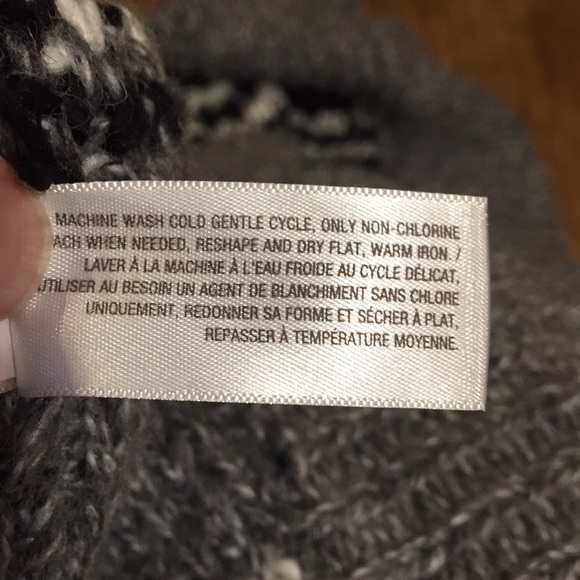 Old Navy black white gray cardigan sweater - Picture 6 of 7